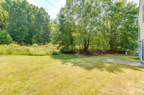 Exterior - 2115 Fieldstone Gate Cv, Monroe, NC 28112 photo 5 of 5