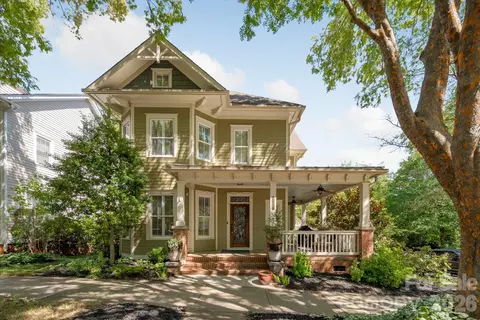 727 E 9th St, Charlotte, NC 28202