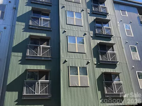 630 Calvert 107 St #107, Charlotte, NC 28208