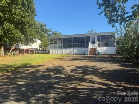 325 Mount View Ln, New London, NC 28127