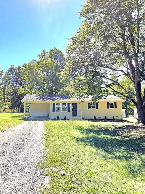 582 Winter Park Dr, Shelby, NC 28152