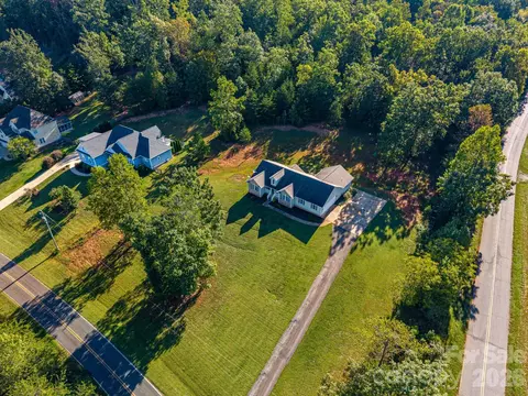 View/Area - 4252 Goodson Rd, Maiden, NC 28650 photo 3 of 6