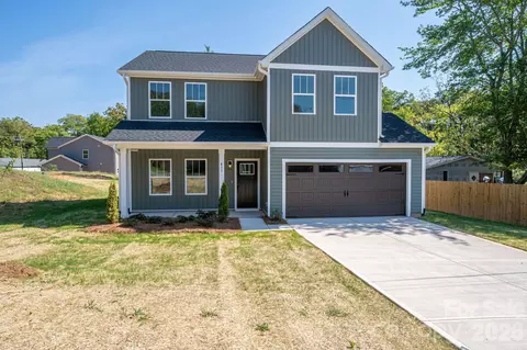 411 Lee St, Lincolnton, NC 28092