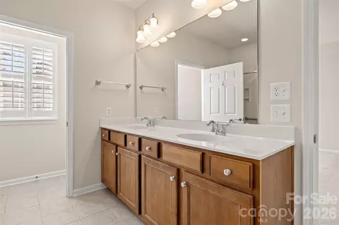 Bath - 55336 Derringer Ave, Fort Mill, SC 29707 photo 1 of 4