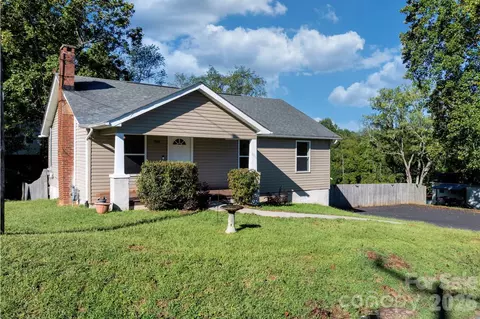 934 Fairview Sw Dr SW, Lenoir, NC 28645