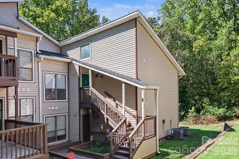 4401 Sharon Chase H Dr #H, Charlotte, NC 28215