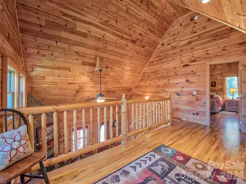 Entry Way - 547 Panoramic Loop, Maggie Valley, NC 28751 photo 1 of 1