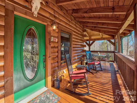 Exterior - 547 Panoramic Loop, Maggie Valley, NC 28751 photo 7 of 11