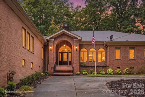 935 Woods Loop, Waxhaw, NC 28173