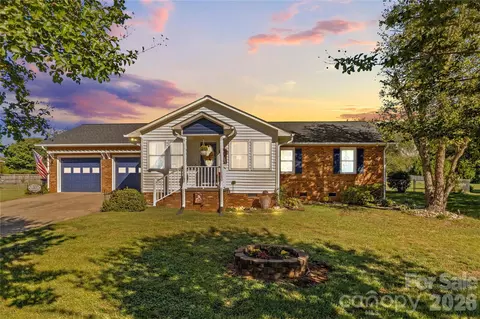 186 Antler Dr, Statesville, NC 28625