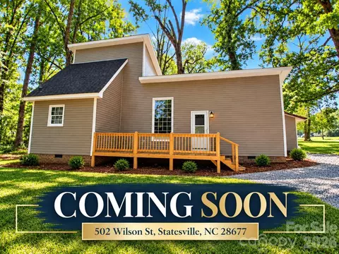 502 Wilson St, Statesville, NC 28677