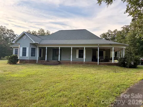 600 Frontier Rd, Clover, SC 29710