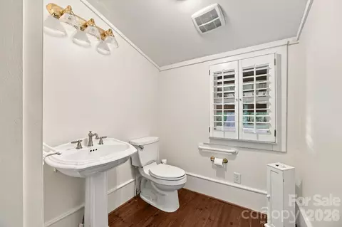 Bath - 4036 Will Proctor St, Denver, NC 28037 photo 4 of 8