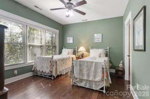 Bedroom - 44 Sunset Trce, Brevard, NC 28712 photo 3 of 3