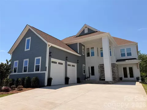 7455 Paddle 057 Ln #057, Sherrills Ford, NC 28673