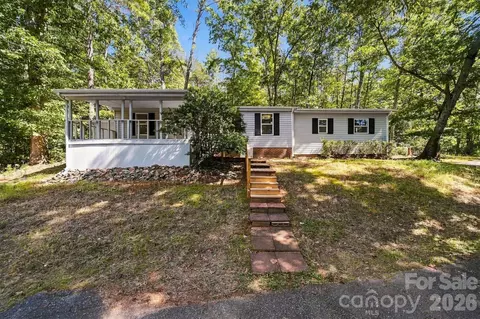3952 Mountainside School Rd, Lenoir, NC 28645