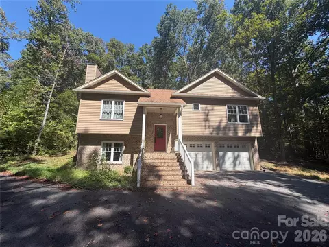 383 Lee Ave, Lexington, NC 27295