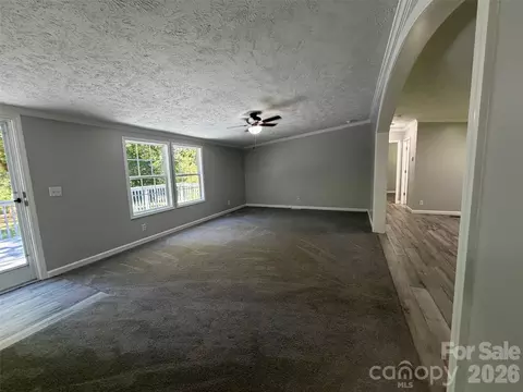 Living - 1034 Hidden View Loop, Marion, NC 28752 photo 2 of 3