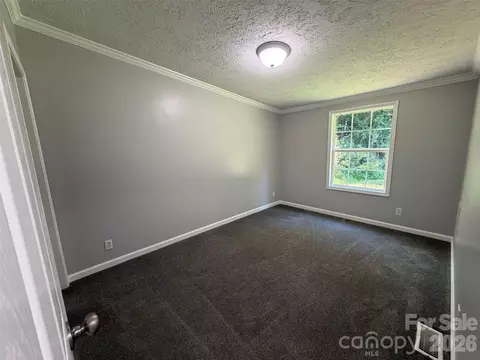 Bedroom - 1034 Hidden View Loop, Marion, NC 28752 photo 7 of 9