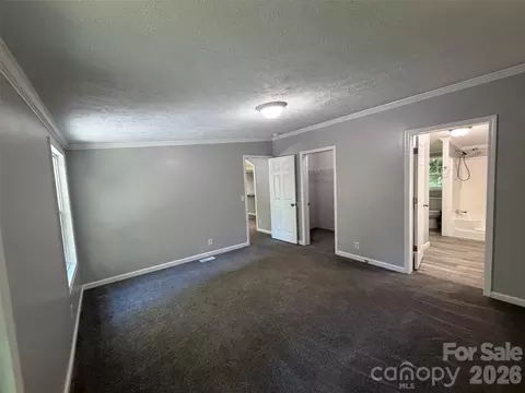 Bedroom - 1034 Hidden View Loop, Marion, NC 28752 photo 3 of 9