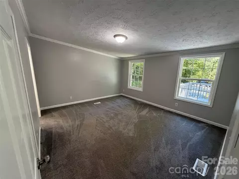 Bedroom - 1034 Hidden View Loop, Marion, NC 28752 photo 1 of 9