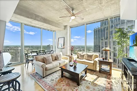 210 N Church 3415 St #3415, Charlotte, NC 28202