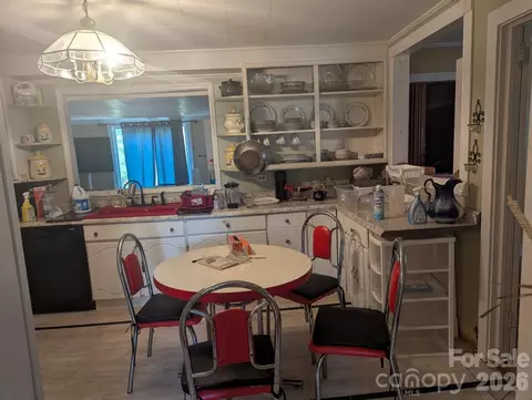 4117 Brocks Mill Rd, Cheraw, SC 29520 photo 3