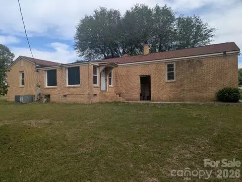 4117 Brocks Mill Rd, Cheraw, SC 29520 photo 2