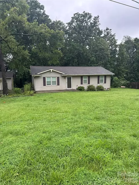 213 Cobblestone Nw Ln NW, Concord, NC 28027
