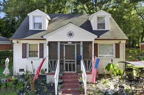 314 Fannie Cir, Charlotte, NC 28205
