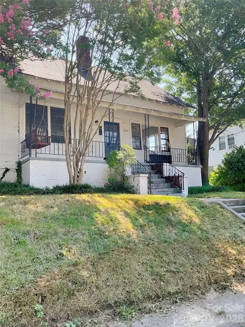 208 S Ransom St, Gastonia, NC 28052