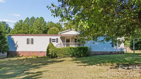 6795 N Turner Dr, Kannapolis, NC 28081