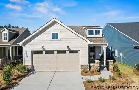 2010 Belmont View Dr, Belmont, NC 28012