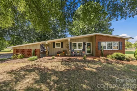 Exterior - 1691 Cat Square Rd, Vale, NC 28168 photo 2 of 7