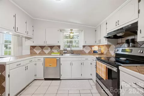 Kitchen - 1691 Cat Square Rd, Vale, NC 28168 photo 1 of 3