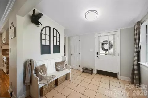 Entry Way - 1691 Cat Square Rd, Vale, NC 28168 photo 2 of 4