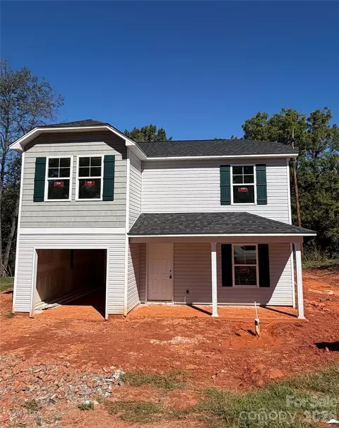 1414 Huggins St, Statesville, NC 28677