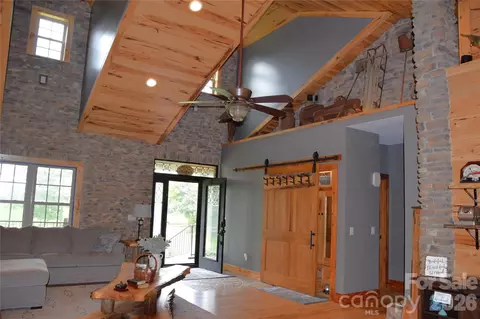 Entry Way - 5410 Tobacco Rd, Trinity, NC 27370 photo 1 of 2