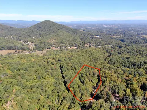 99999 Destiny Farms Dr, Leicester, NC 28748