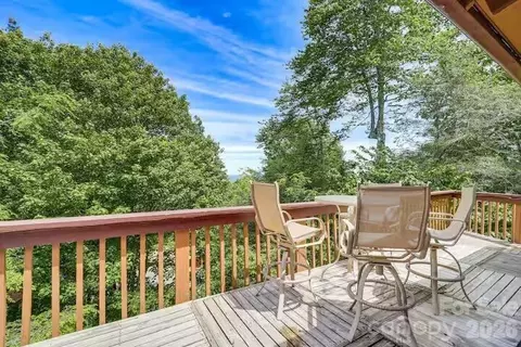 Exterior - 102 Cricket Way, Beech Mountain, NC 28604 photo 2 of 3