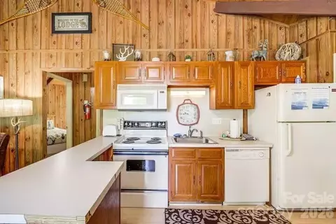 Kitchen - 102 Cricket Way, Beech Mountain, NC 28604 photo 2 of 2