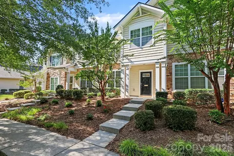 3212 Kemptown Sq, Waxhaw, NC 28173