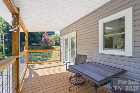 Exterior - 74 Ridgeline Rd, Clyde, NC 28721 photo 5 of 7