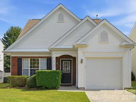 2149 Mckenzie Creek Dr, Charlotte, NC 28270