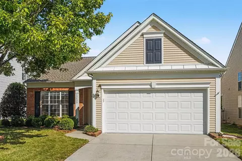 12433 Bobhouse Dr, Charlotte, NC 28277