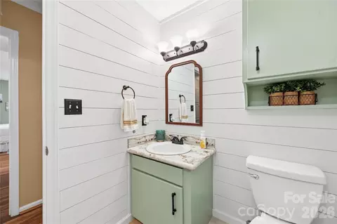 Bath - 2598 Tully Ct, Lancaster, SC 29720 photo 4 of 4