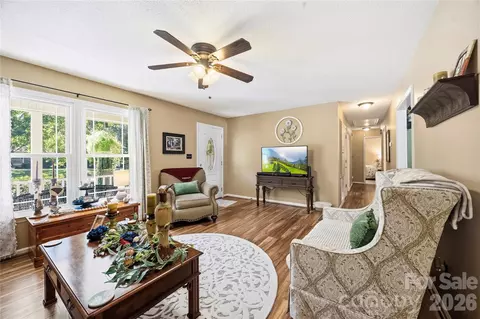 Living - 2598 Tully Ct, Lancaster, SC 29720 photo 2 of 3