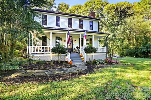 9560 Harvest Ln, Davidson, NC 28036
