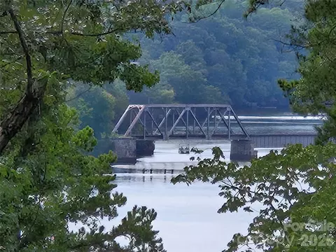 150 Kingfisher 30 Ct #30, Badin Lake, NC 28127