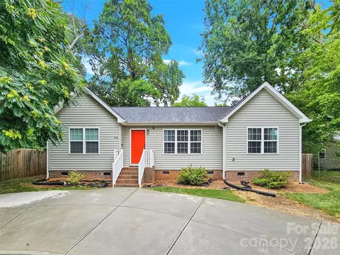 919 Edgemont Ave, Belmont, NC 28012